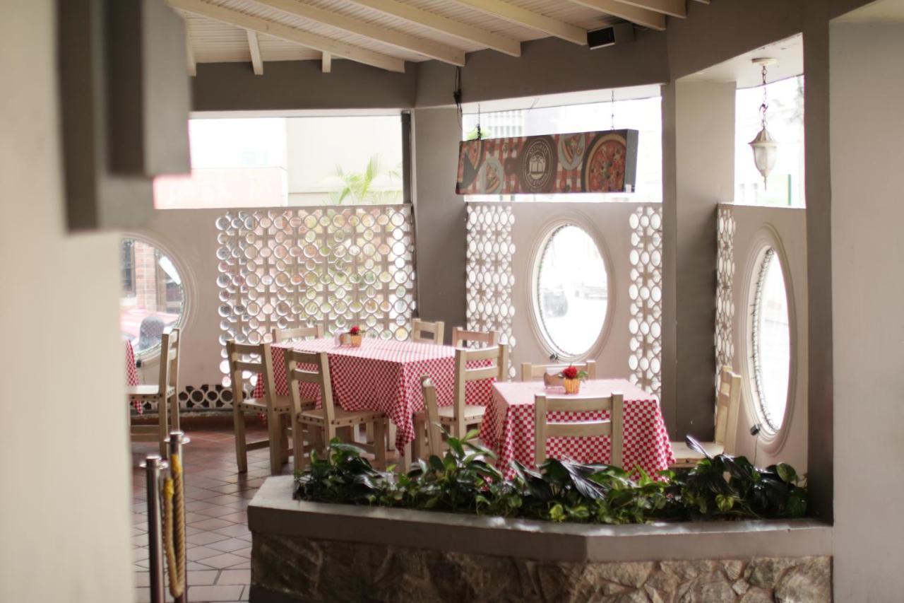 Hotel Ciudad Bonita بوكارامانغا المظهر الخارجي الصورة